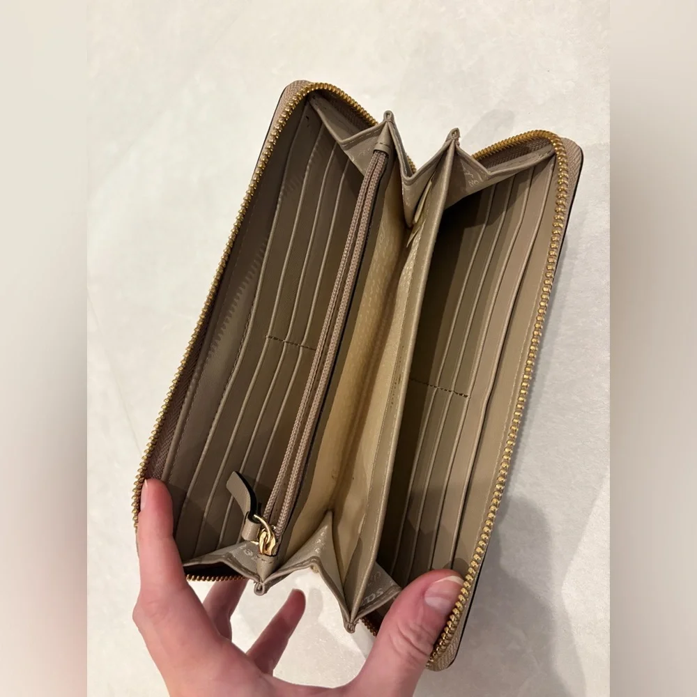 Kate Spade Hanover Street Lacey Wallet with Bow Putty Black